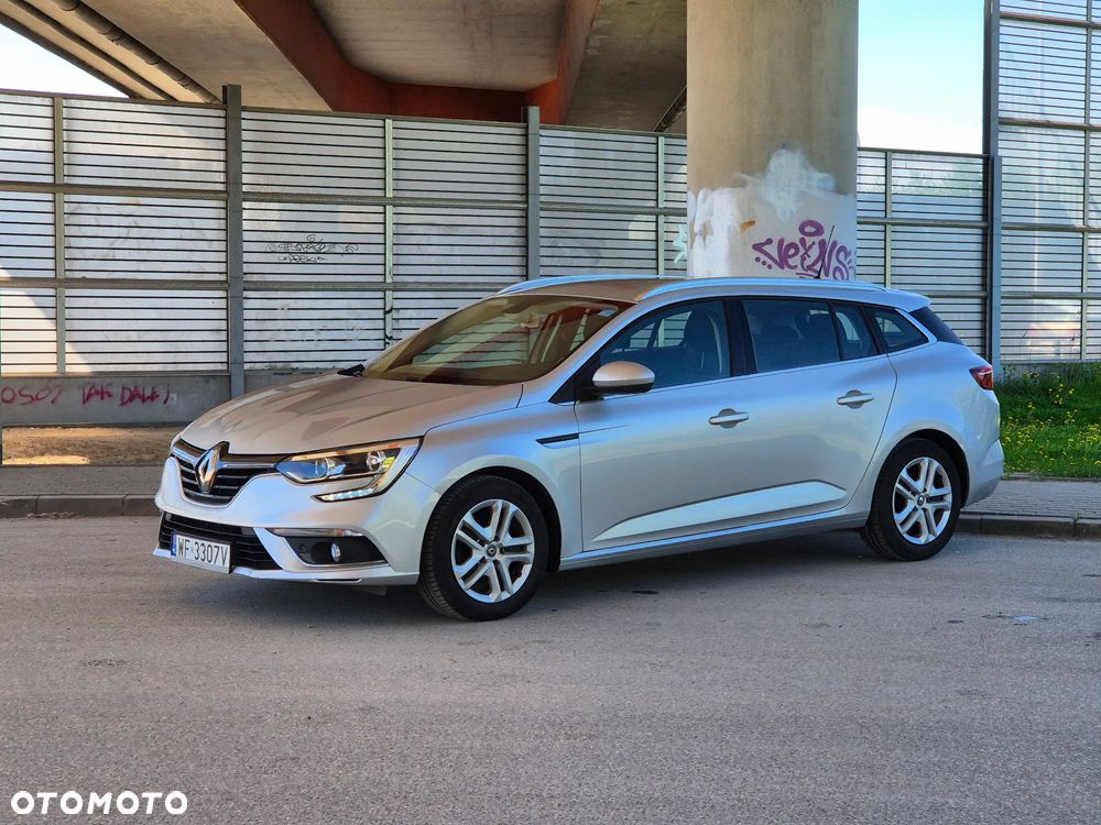 Renault Megane 1.5 Blue dCi Business - 10