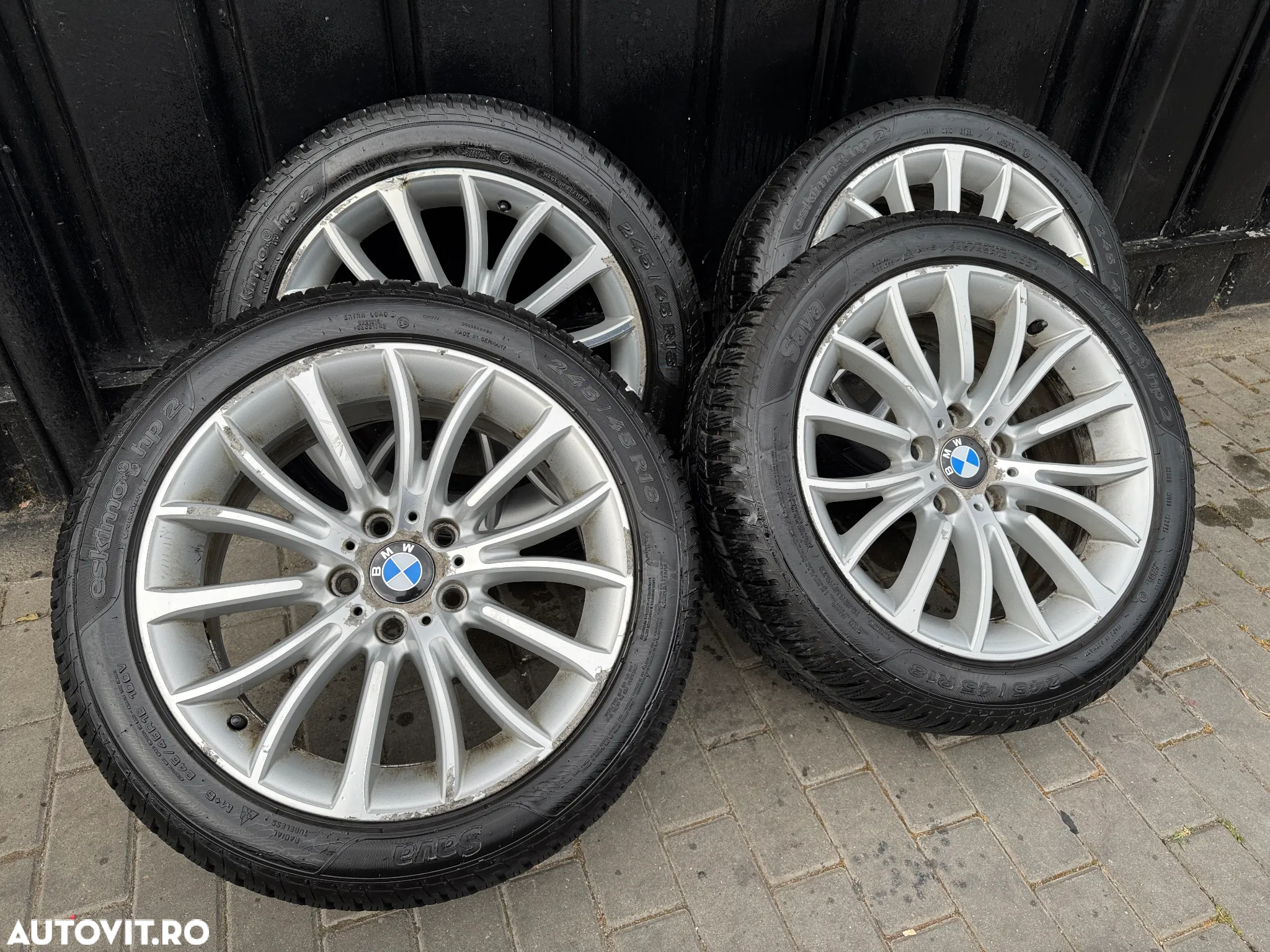 BMW Seria 5 520d xDrive - 29