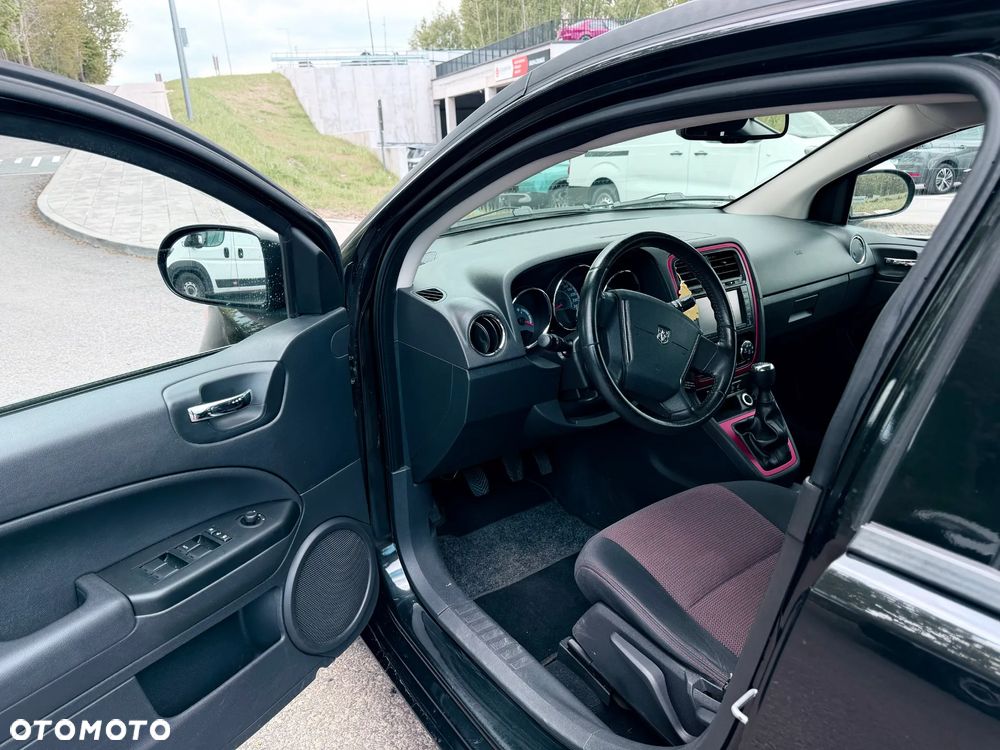 Dodge Caliber 2.0 SXT - 13