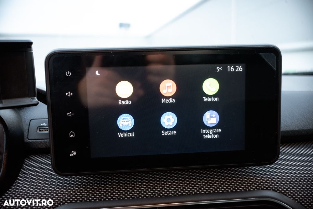 Dacia Logan TCe 90 MT6 Comfort - 26