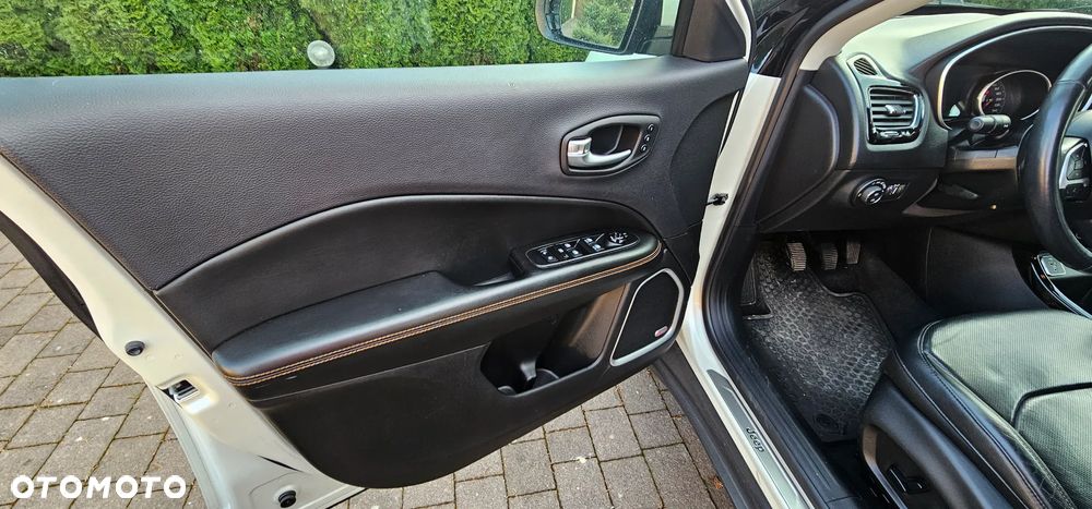 Jeep Compass 1.4 MultiAir Limited - 9