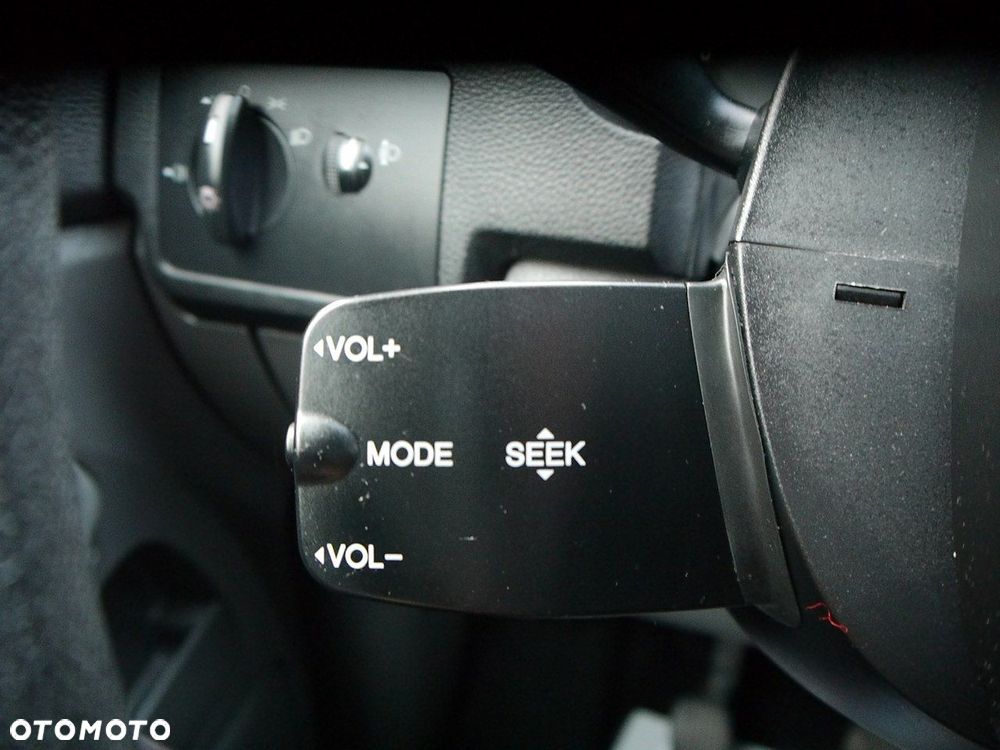 Ford C-MAX 1.8 Ambiente - 26