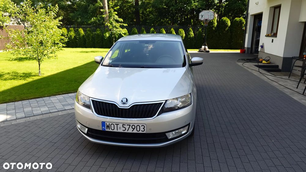 Skoda RAPID 1.6 TDI DPF Ambition - 2
