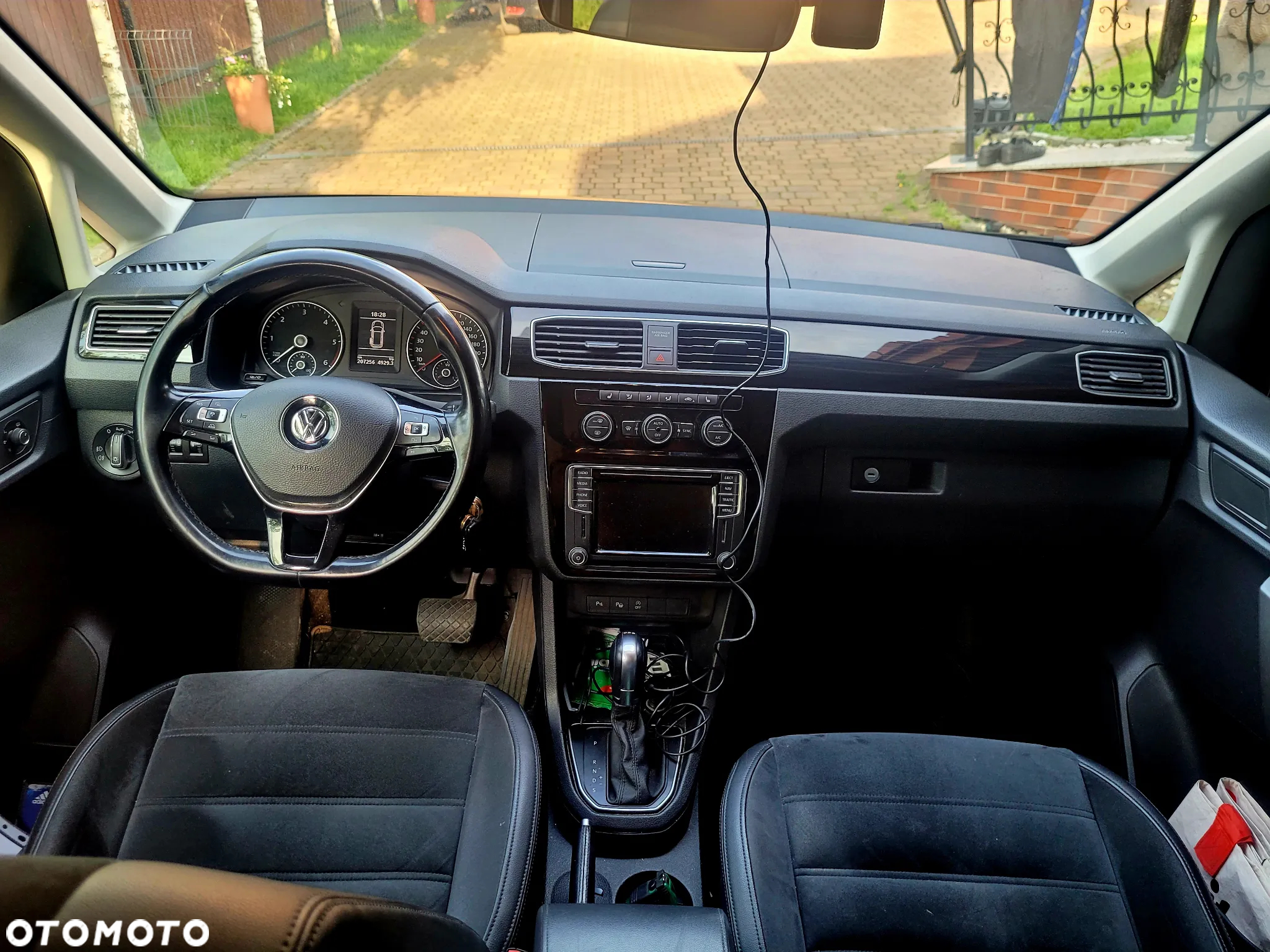 Volkswagen Caddy 2.0 TDI Highline DSG - 12