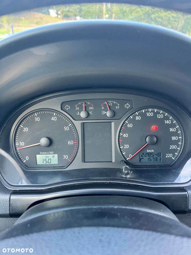 Volkswagen Polo 1.4 16V Comfortline - 6