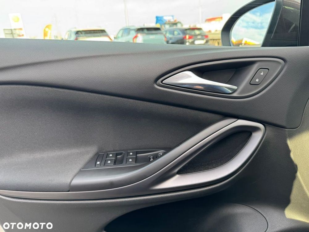 Opel Astra 1.4 T Enjoy - 17