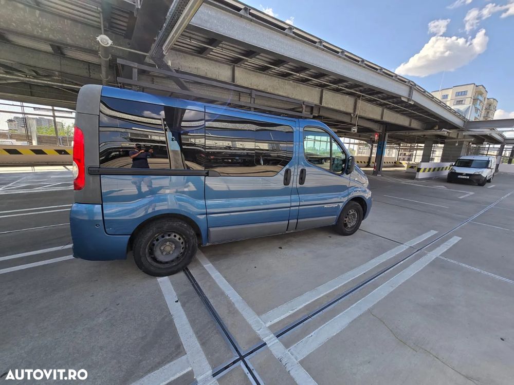 Renault Trafic - 2