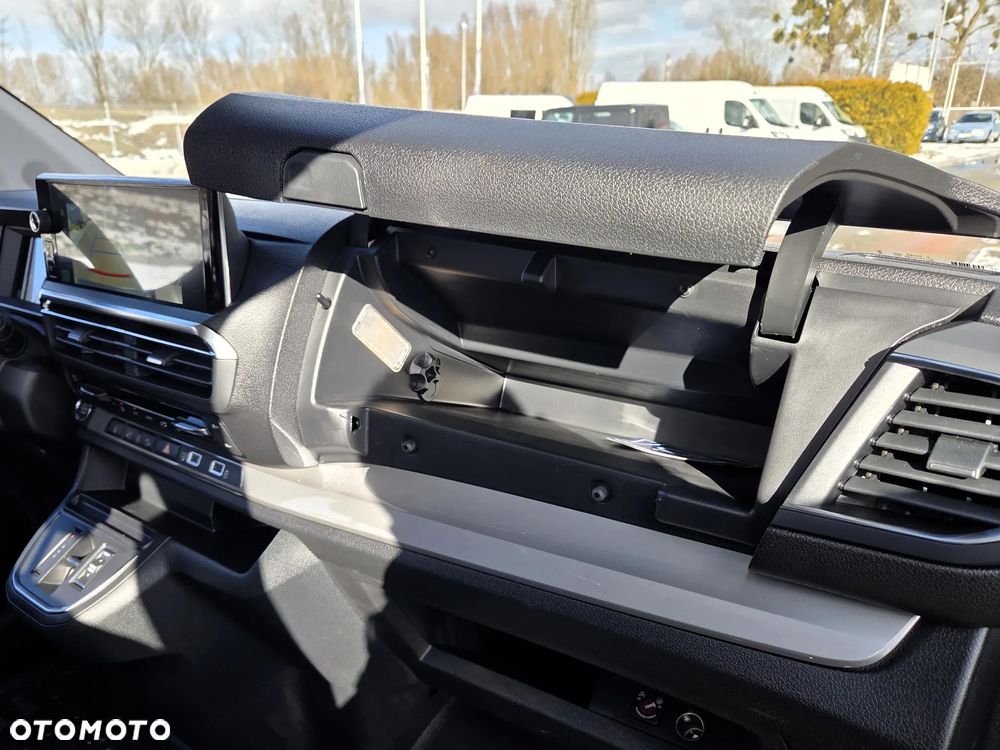 Peugeot Traveller 2.2 BlueHDi Long Business EAT8 - 25