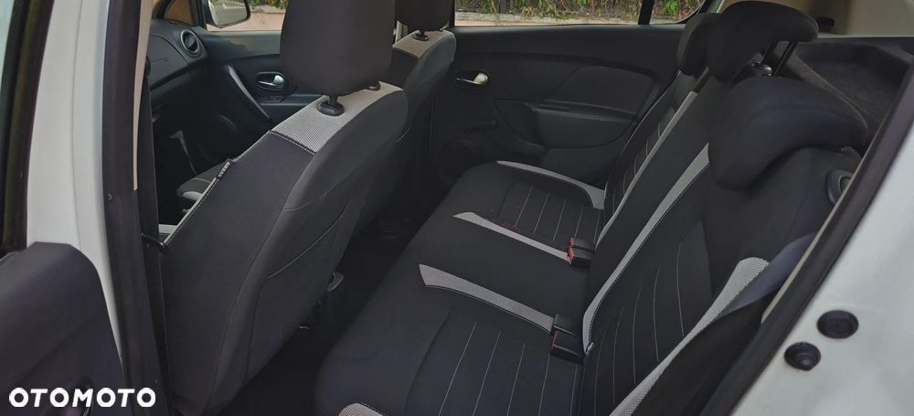 Dacia Sandero Stepway TCe 90 Prestige - 12