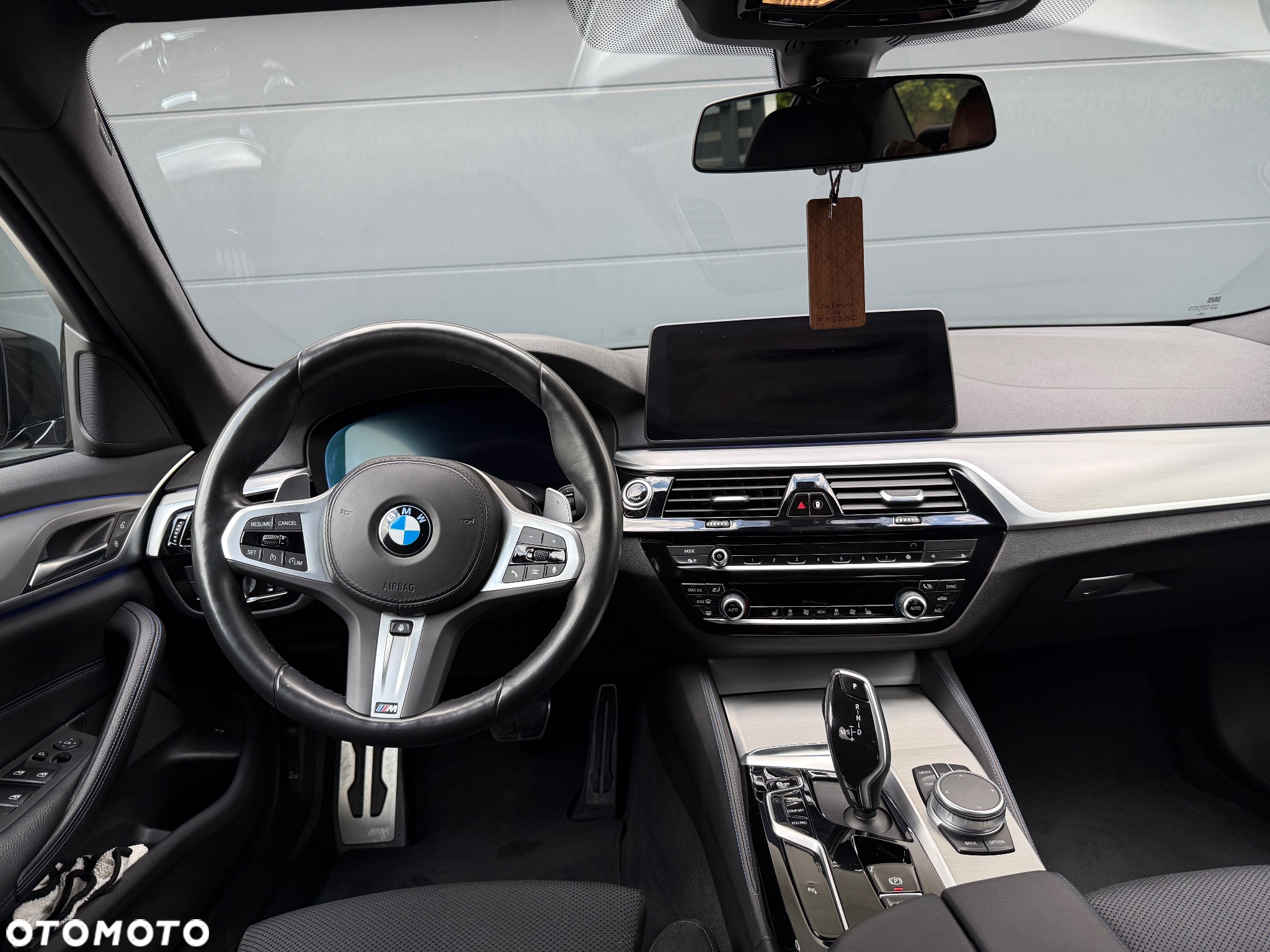 BMW Seria 5 520d xDrive M Sport sport - 12