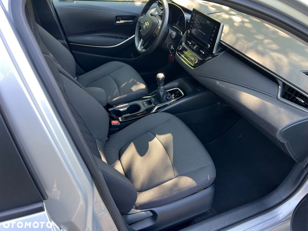 Toyota Corolla 1.6 Comfort - 26