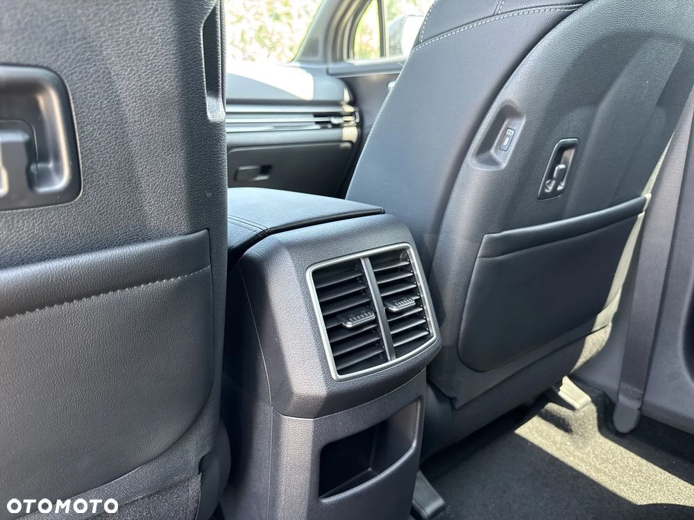 Kia Sportage 1.6 T-GDI Black Edition 2WD DCT - 17