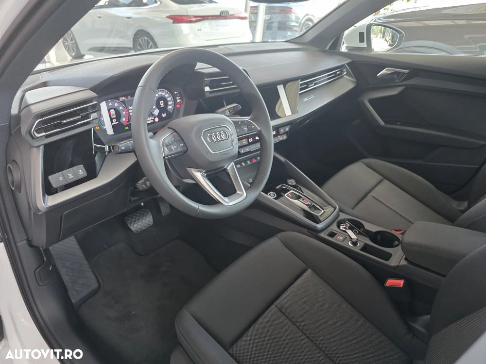 Audi A3 35 TFSI S tronic MHEV Basic - 7