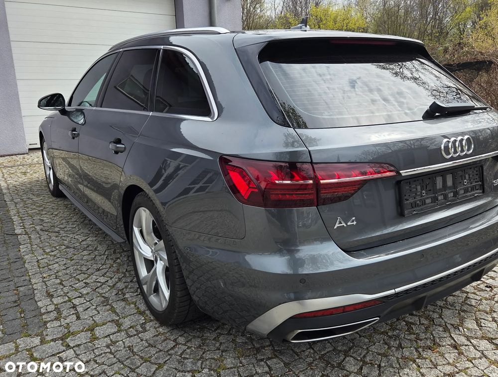 Audi A4 Avant 35 TFSI S tronic S line - 12