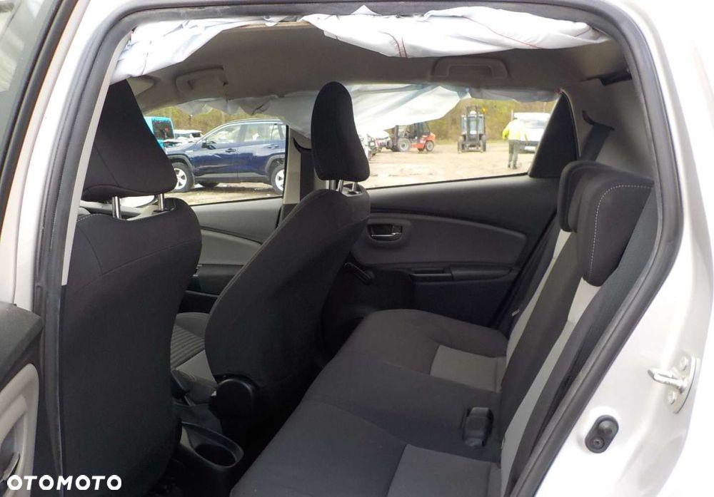 Toyota Yaris 1.0 Comfort - 23