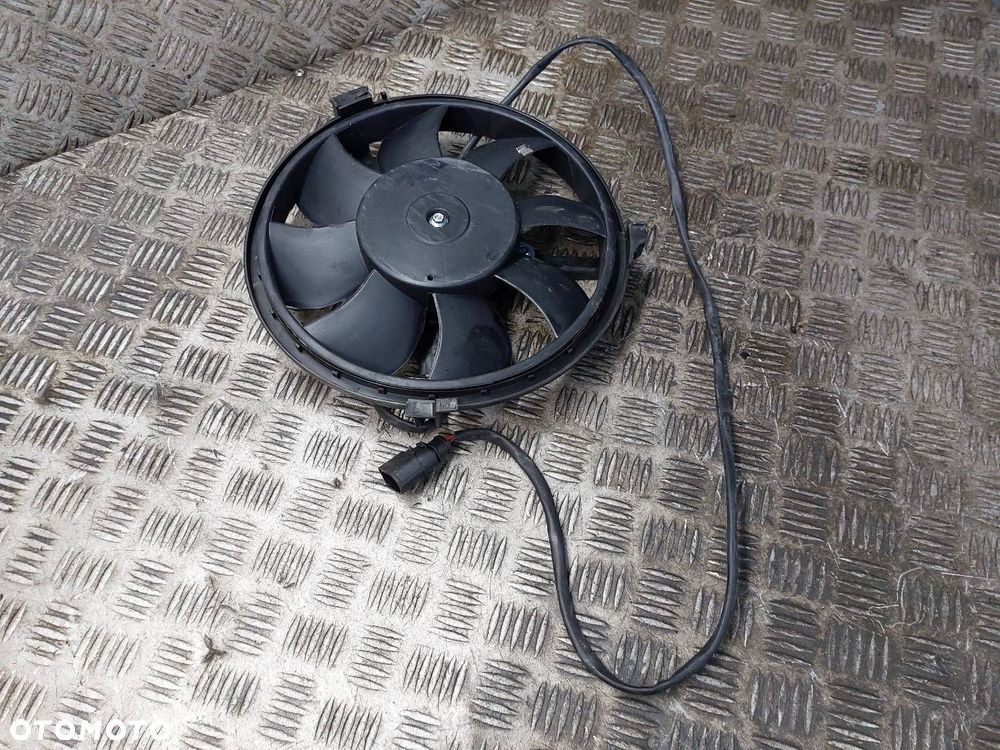 WENTYLATOR CHŁODNICY KLIMATYZACJI SKODA SUPERB I 1.8 T - 1