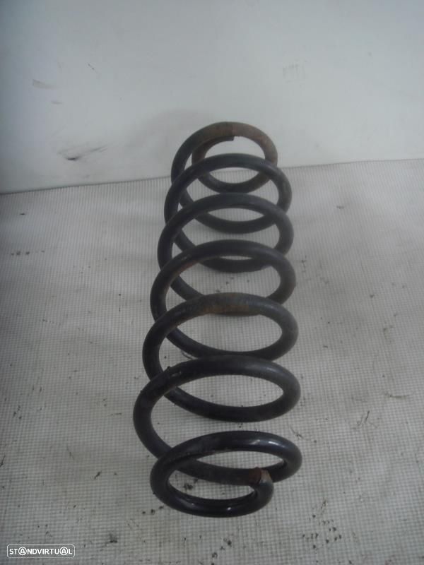 Mola Suspenção Tr Esq Volkswagen Passat (3C2) - 1