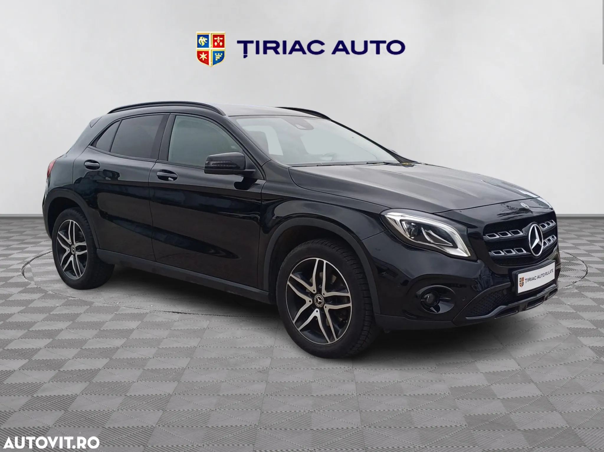 Mercedes-Benz GLA 220 4MATIC - 7
