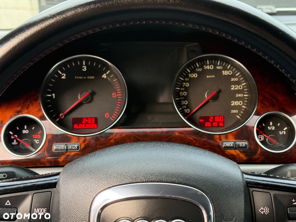 Audi A8 3.0 TDI DPF quattro Langversion - 20