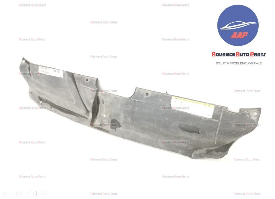 Acoperire trager originala in stare buna Audi A5 8T 2007 2008 2009 201 - 4