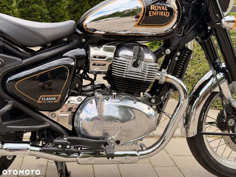 Royal Enfield Classic - 8
