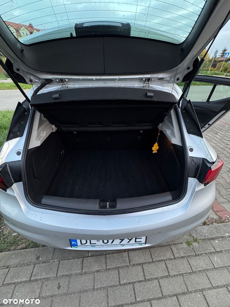 Opel Astra 1.6 CDTI Enjoy - 18