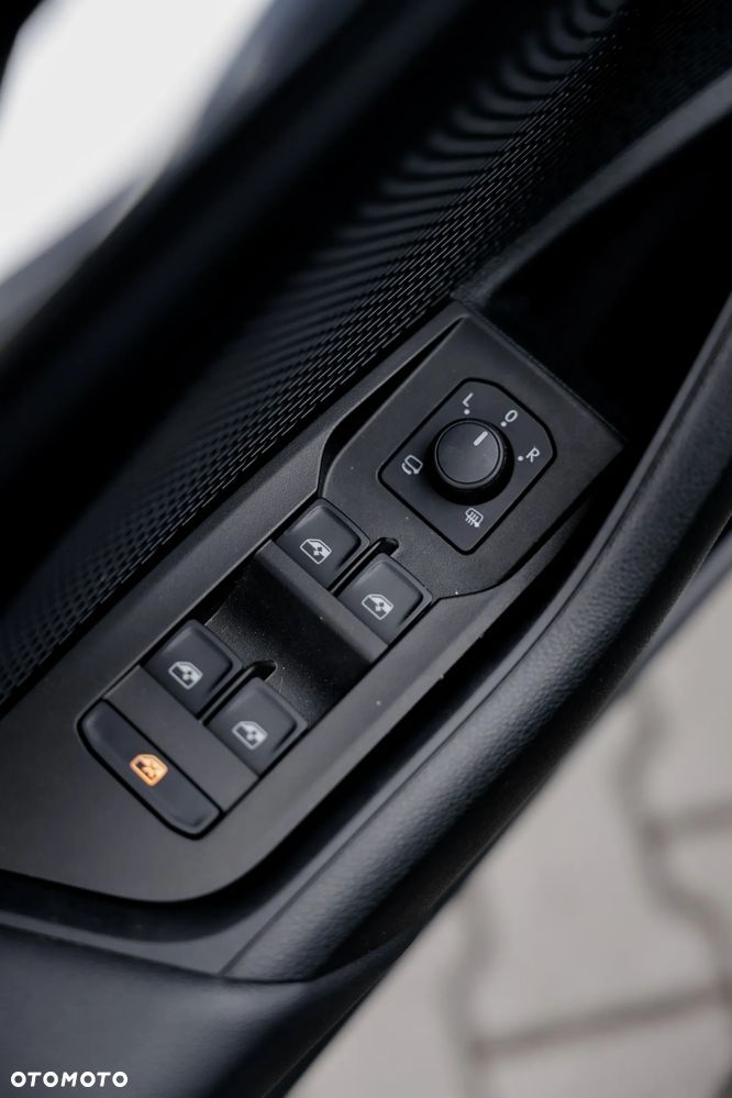 Skoda Octavia 2.0 TDI Style DSG - 11