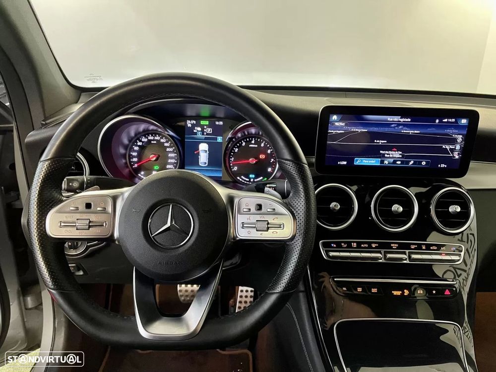Mercedes-Benz GLC 300 e Coupé 4Matic - 21