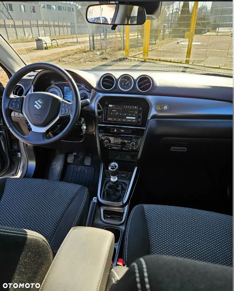 Suzuki Vitara 1.4 Boosterjet SHVS Premium 2WD - 11