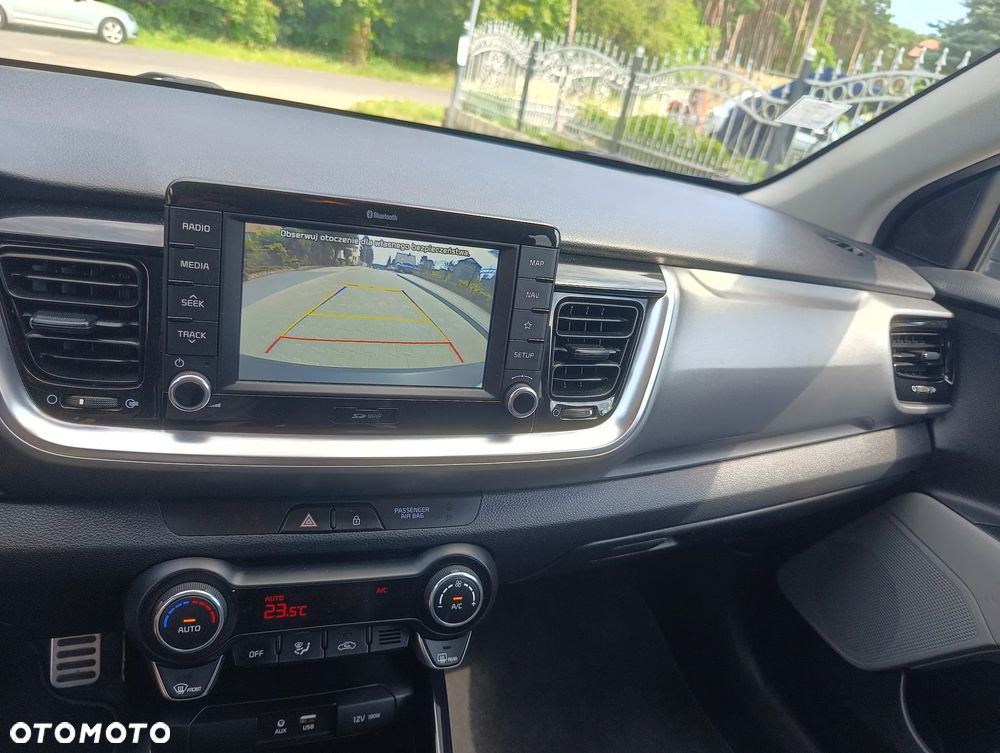 Kia Stonic 1.0 T-GDI DCT OPF Dream-Team Edition - 8