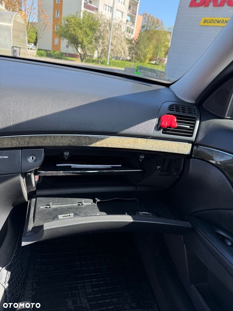 Mercedes-Benz Klasa E 220 CDI Automatik Avantgarde - 25