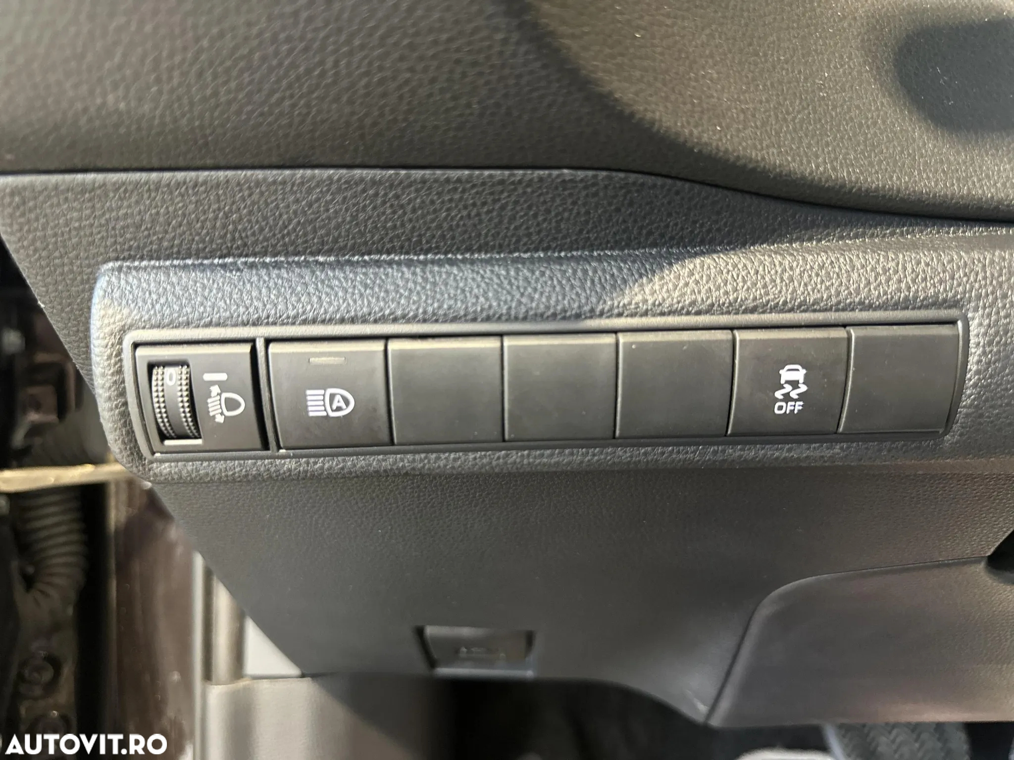Toyota Corolla - 15