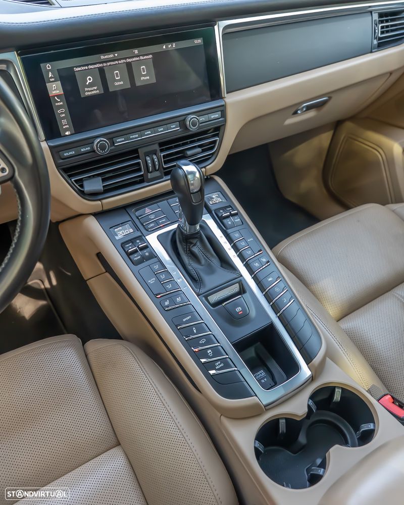 Porsche Macan - 29