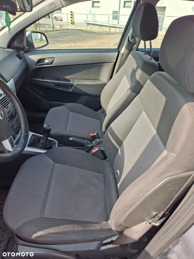 Opel Astra 1.4 - 6