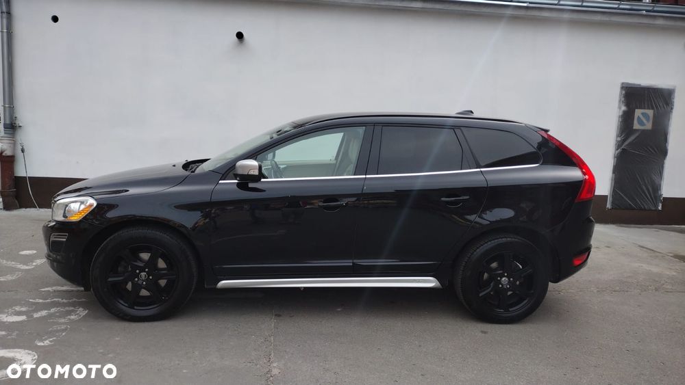 Volvo XC 60 D3 AWD R-Design - 2