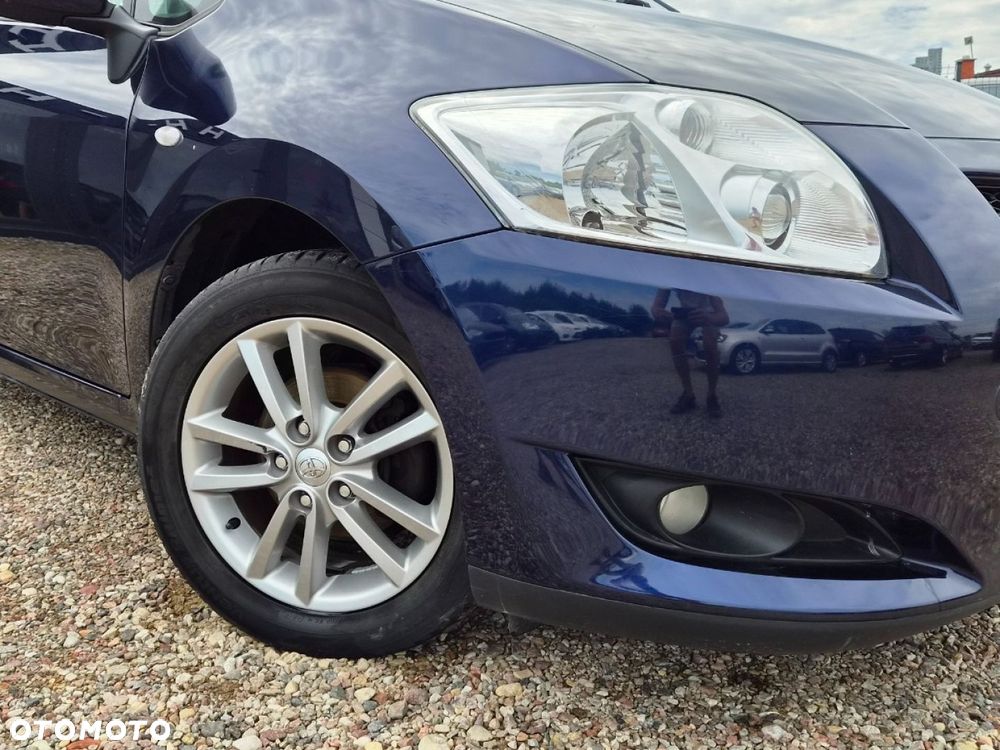 Toyota Auris 1.6 VVT-i Team - 24