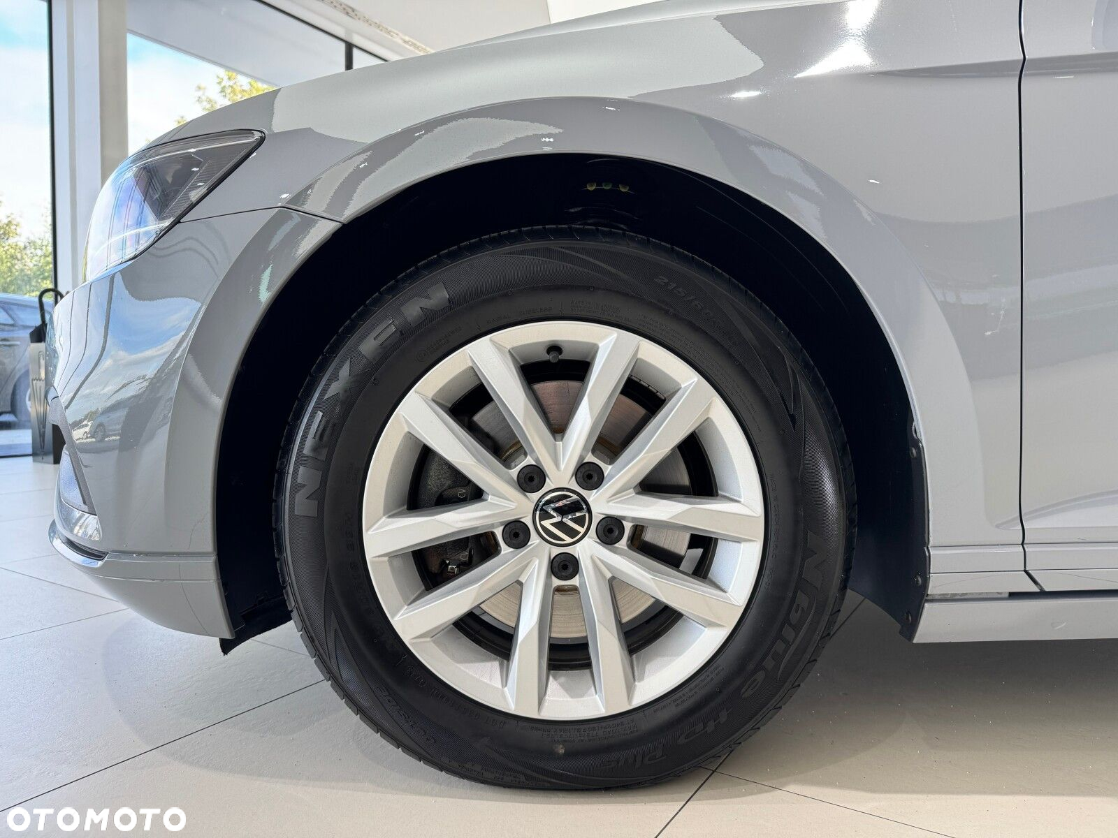 Volkswagen Passat 2.0 TDI EVO Business DSG - 18