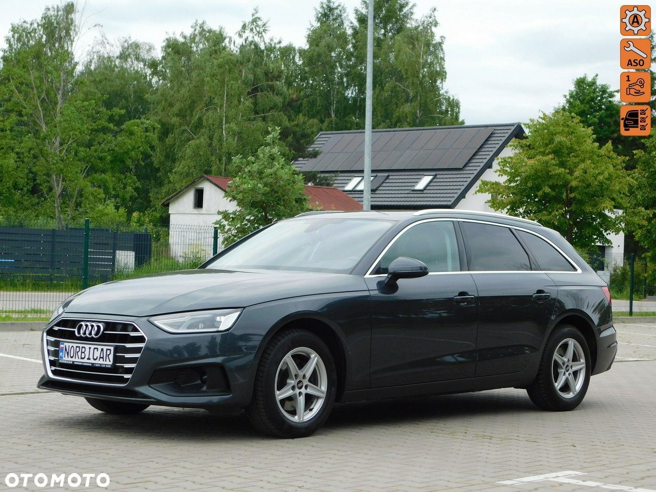 Audi A4 - 1