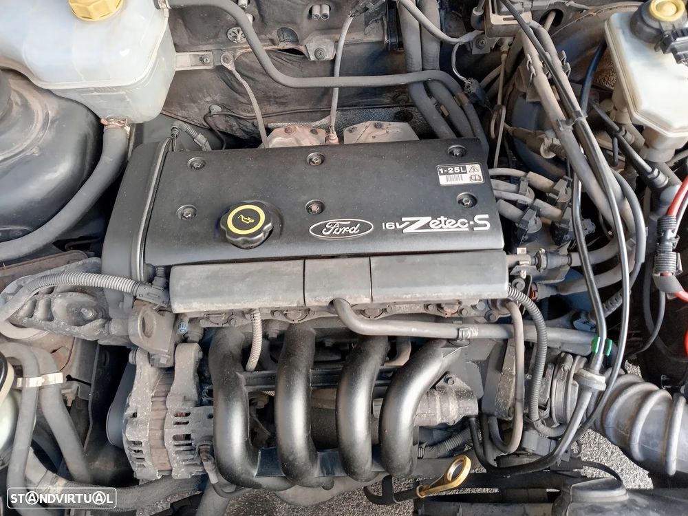 Ford Fiesta 1.25 Studio - 10
