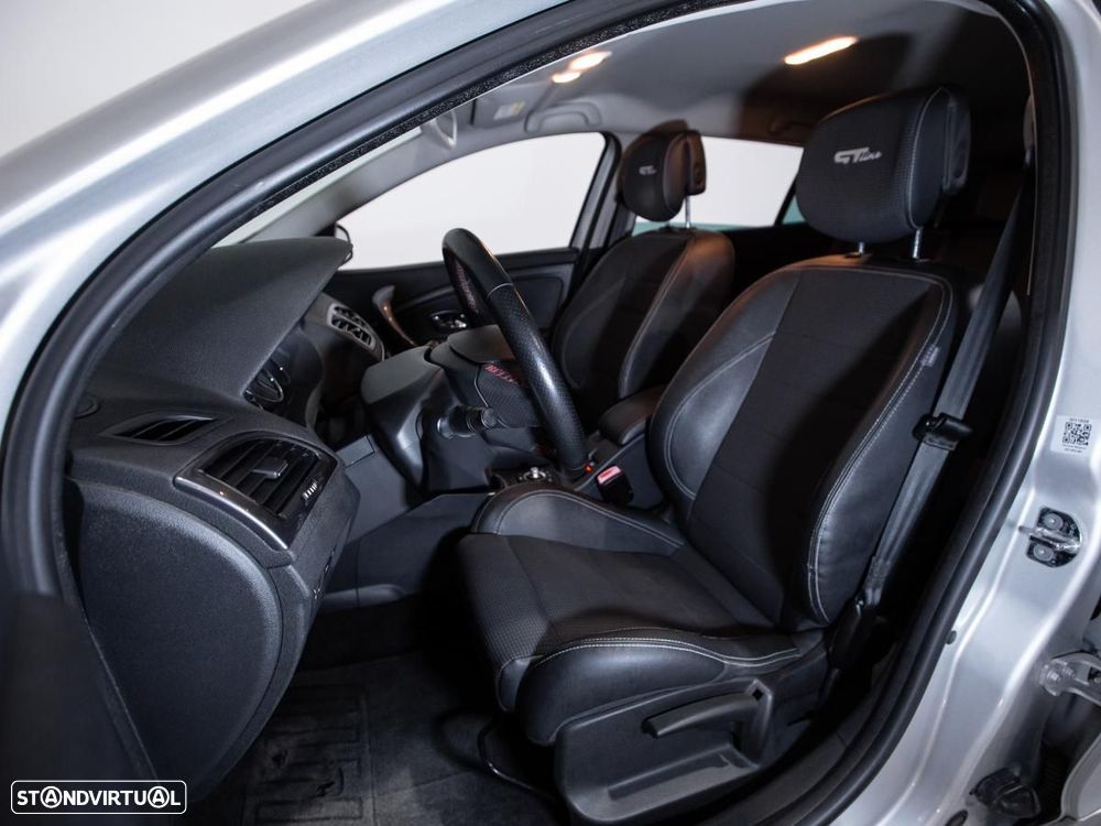 Renault Mégane Sport Tourer - 8