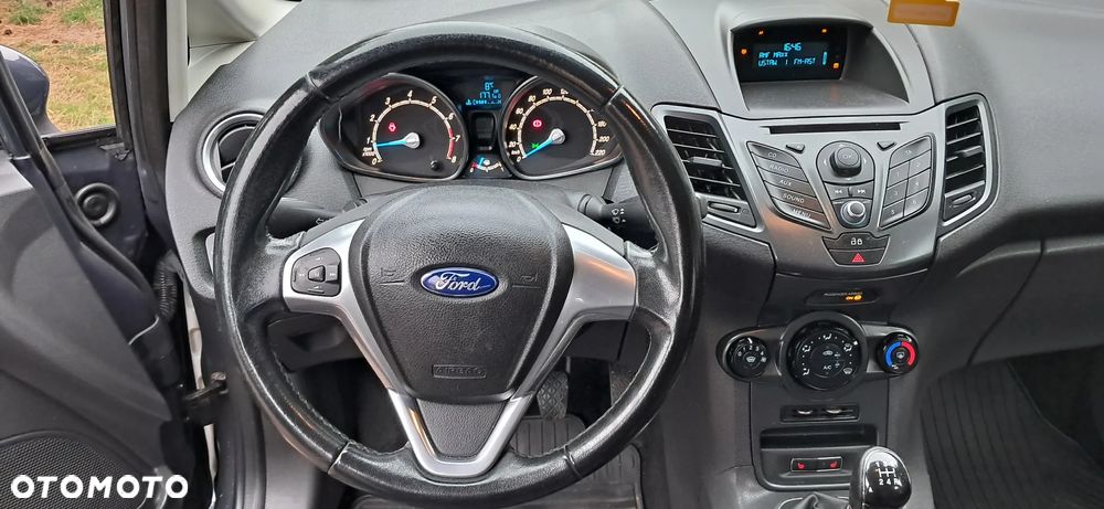 Ford Fiesta - 14