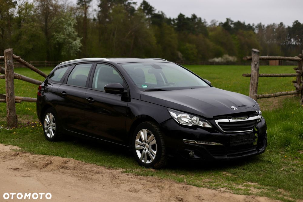 Peugeot 308 BlueHDi 120 EAT6 Stop & Start Active Business-Paket - 18