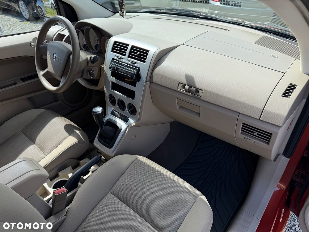 Dodge Caliber 1.8 SE - 36