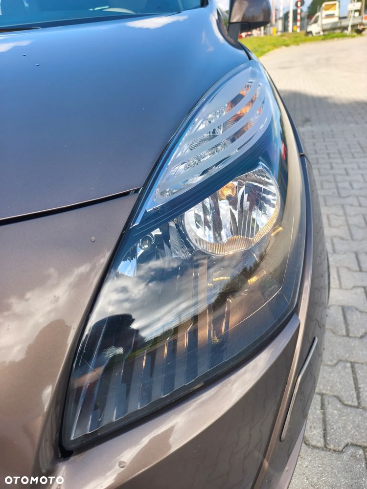Renault Scenic dCi 160 FAP Dynamique - 8
