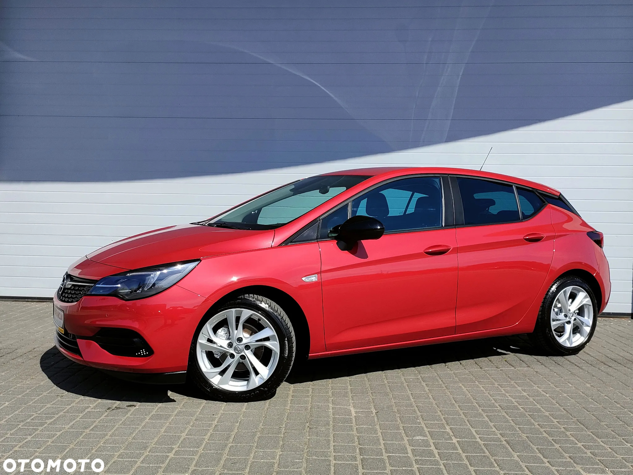 Opel Astra 1.2 Turbo Elegance - 27