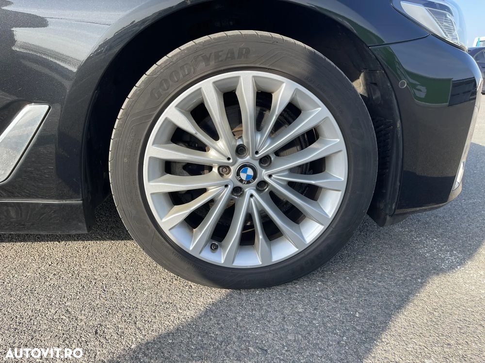 BMW Seria 5 - 30