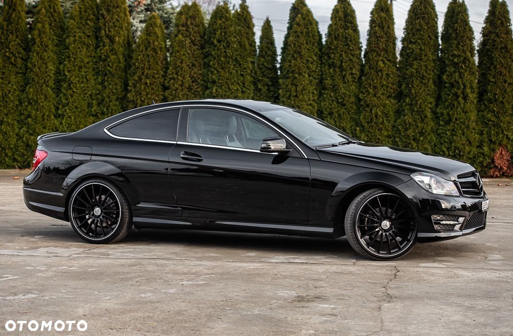 Mercedes-Benz Klasa C 200 7G-TRONIC Edition - 3