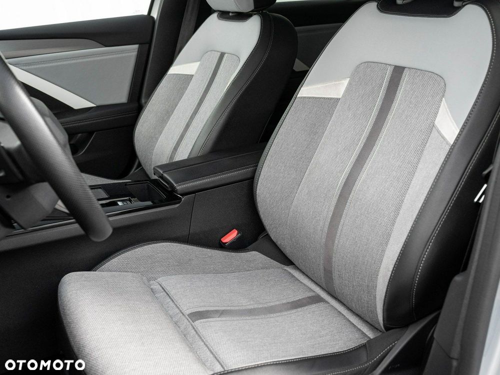 Opel Astra 1.2 T Elegance S&S - 12