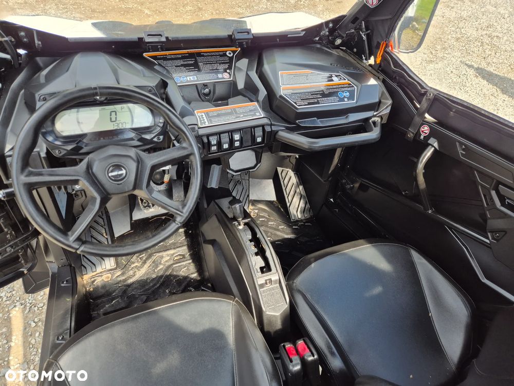 Can-Am Maverick - 23