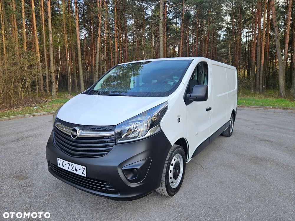 Opel Vivaro - 1